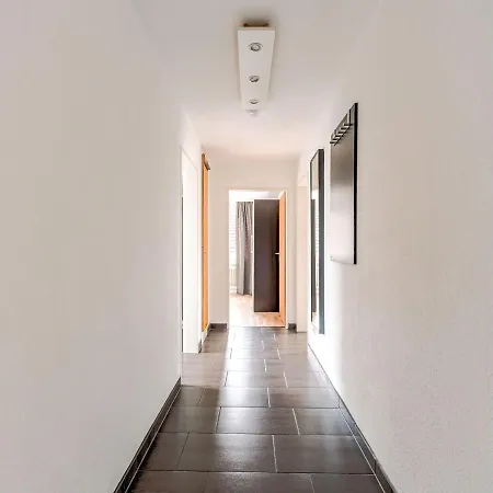Spacious Near Ski Area In *