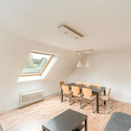 Spacious Near Ski Area In Apartament *